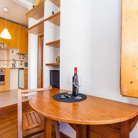 Апартаменты Mouraria Sao Cristovao Loft *